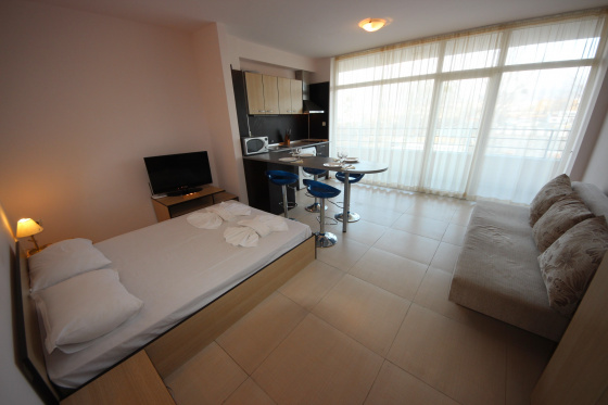 Grand Kamelia B 4.8