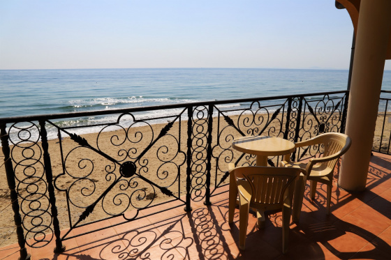 Atrium Beach B 204