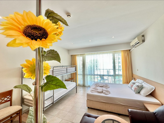 Miramar Palace A 507