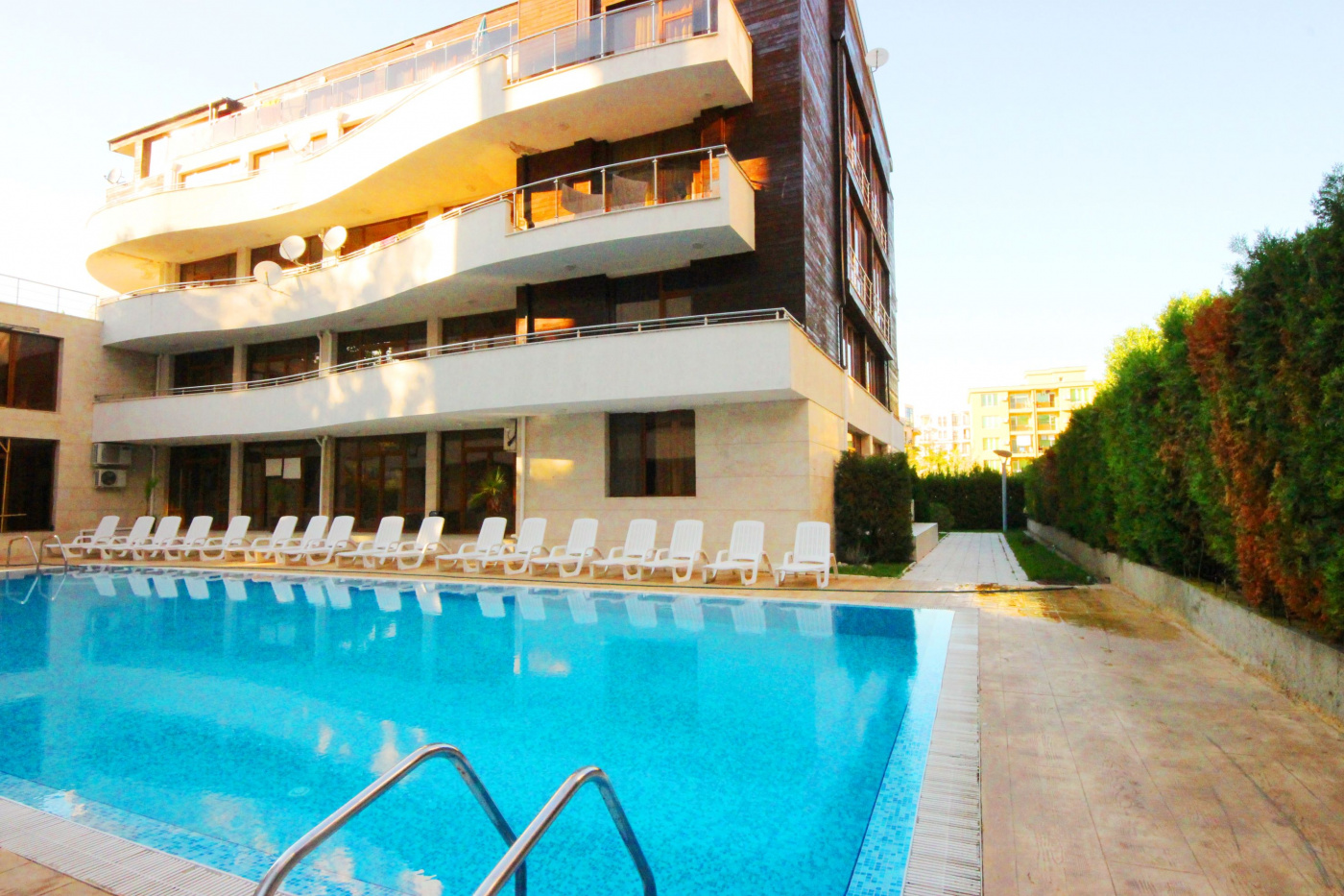 Eden Aparthotel