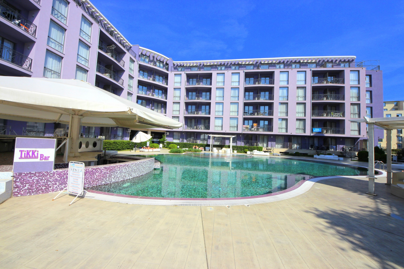 Rainbow 3 Aparthotel