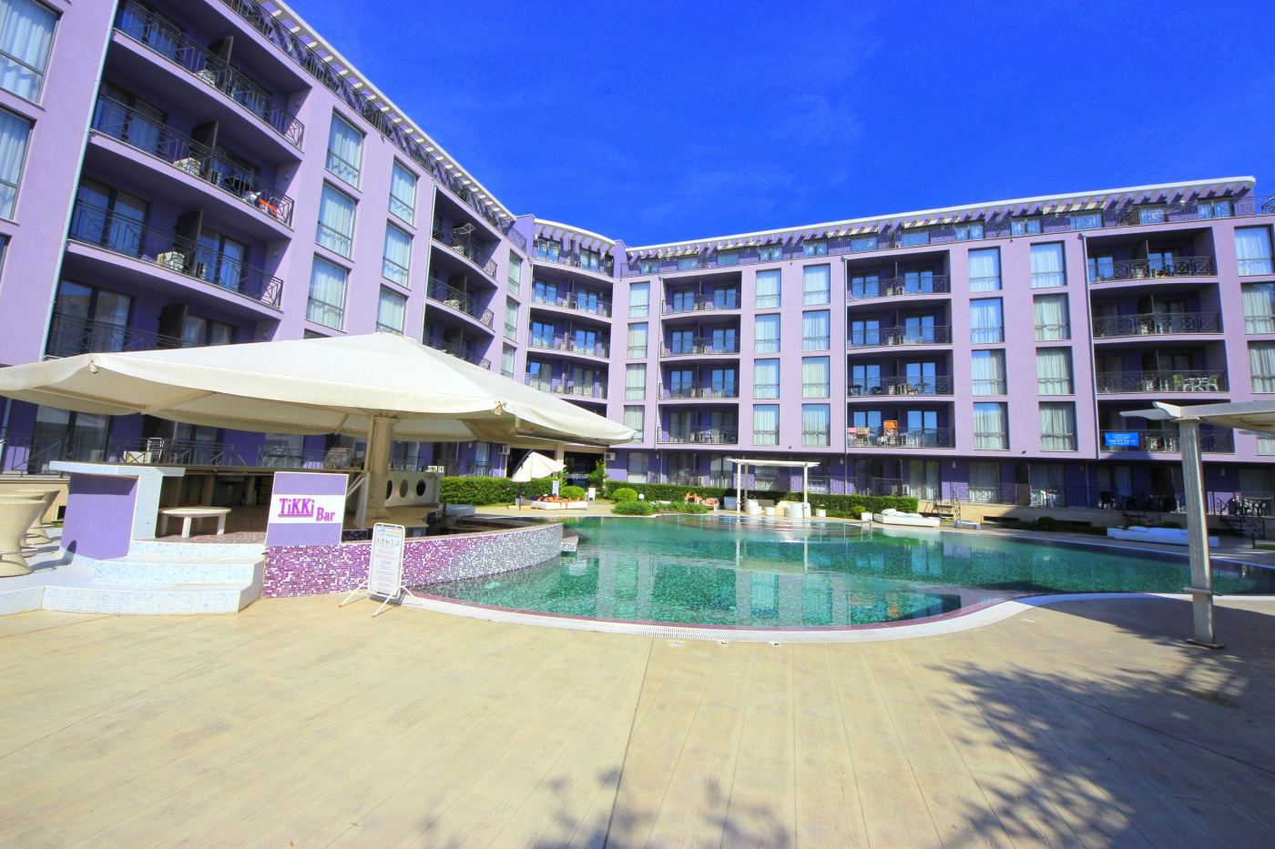 Rainbow 3 Aparthotel