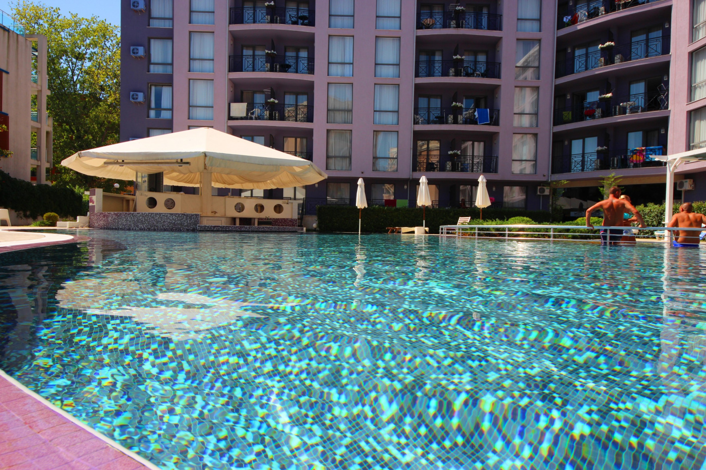 Rainbow 3 Aparthotel
