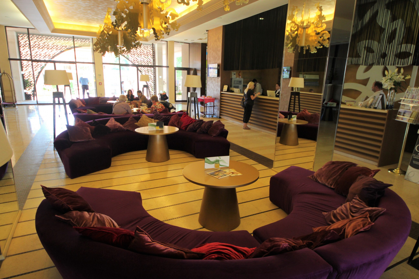 Royal Beach Aparthotel