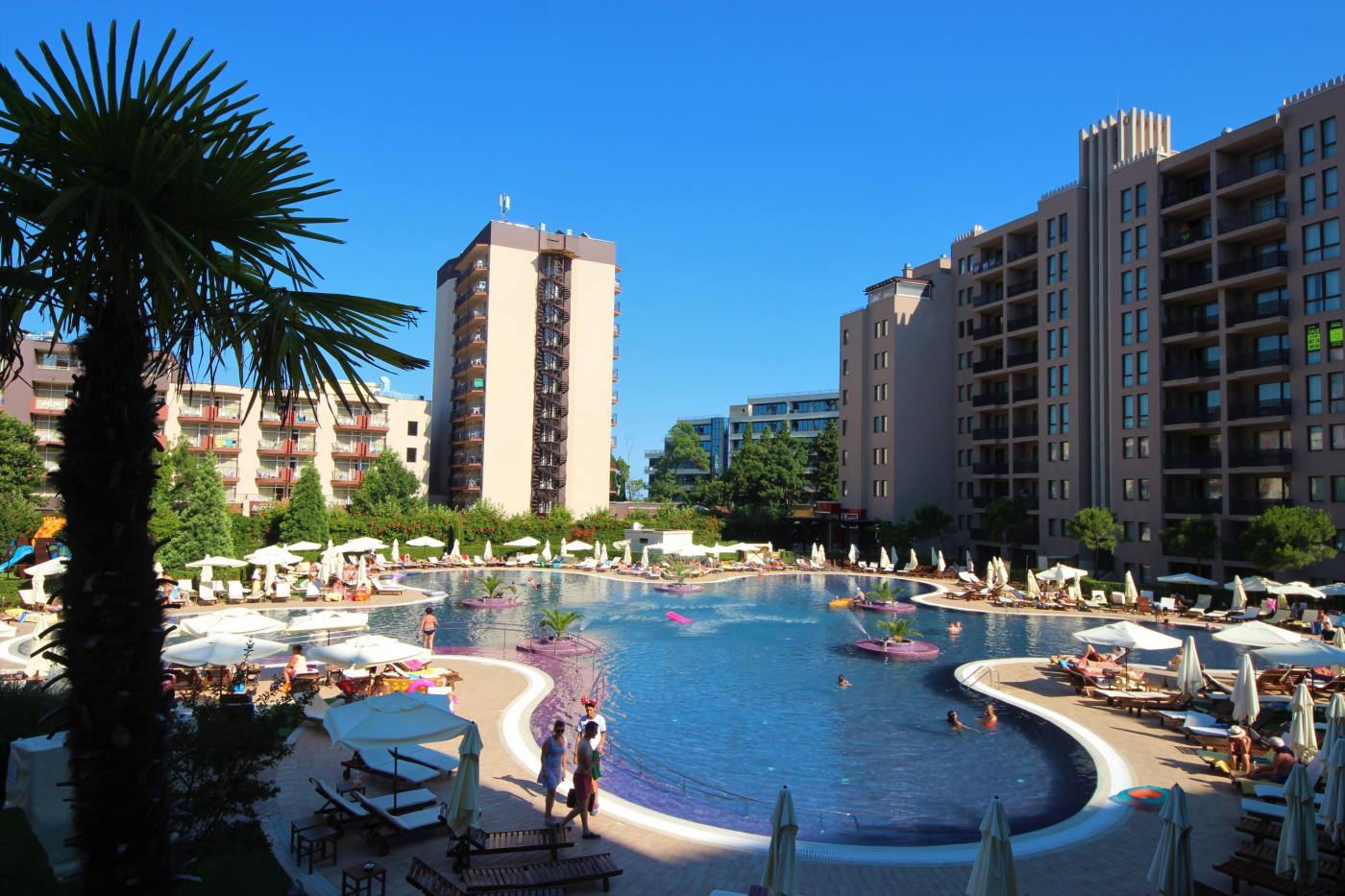 Royal Beach Aparthotel