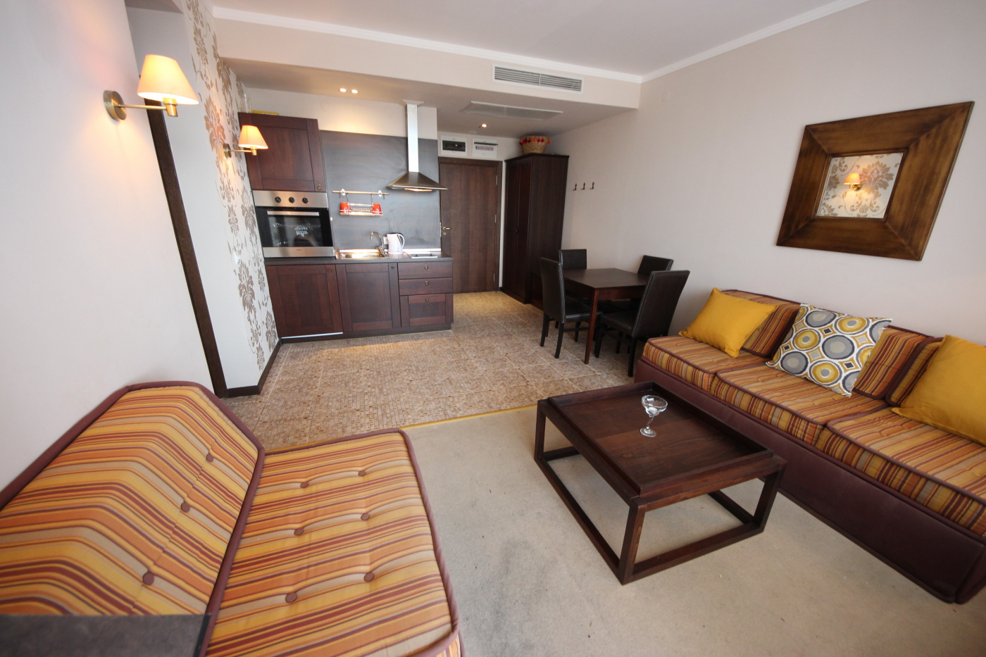 Royal Beach apartament F812