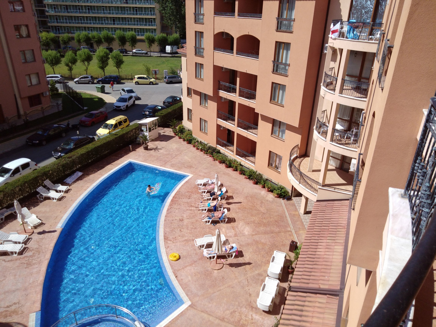 EFIR II Aparthotel