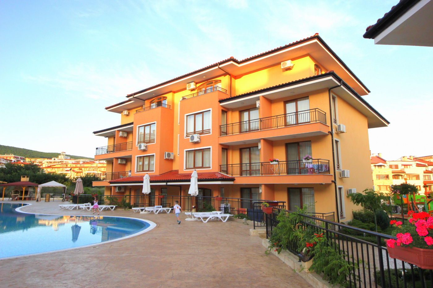 Sky Dreams Aparthotel