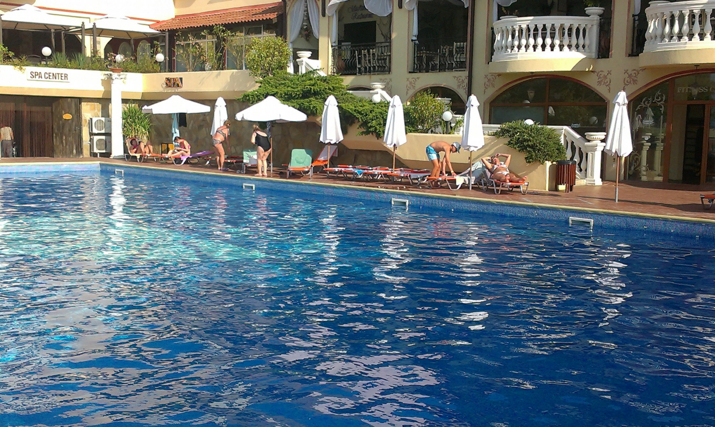 Atrium Beach Aparthotel