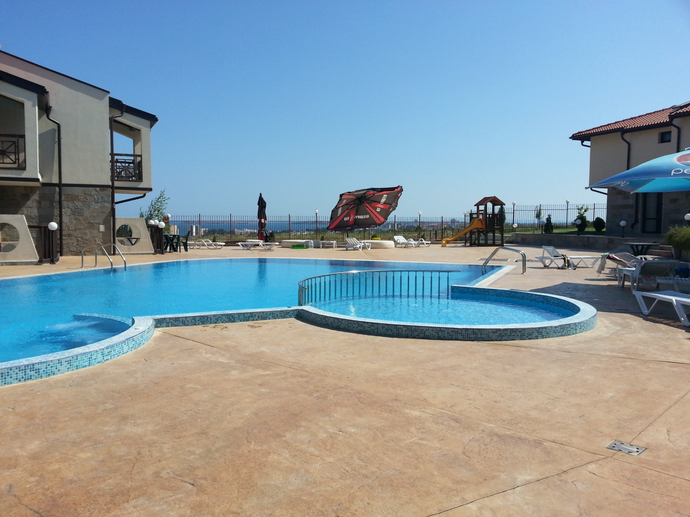 Imperial Heights Aparthotel