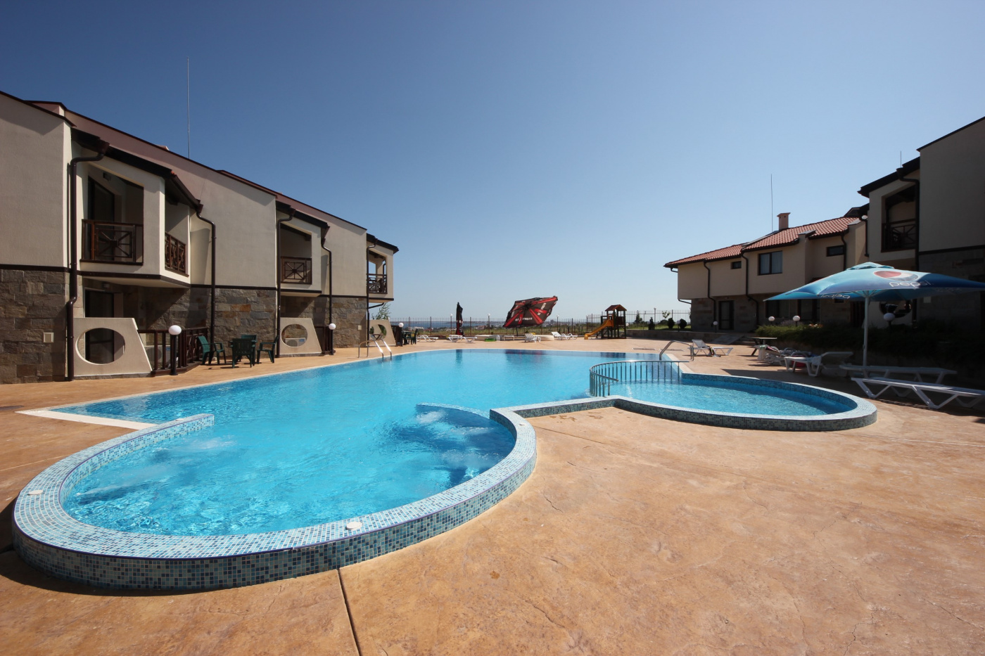Imperial Heights Aparthotel