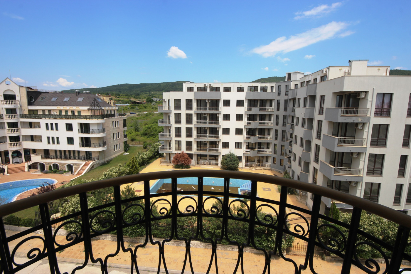 Harmony Suites X apartament 10-504