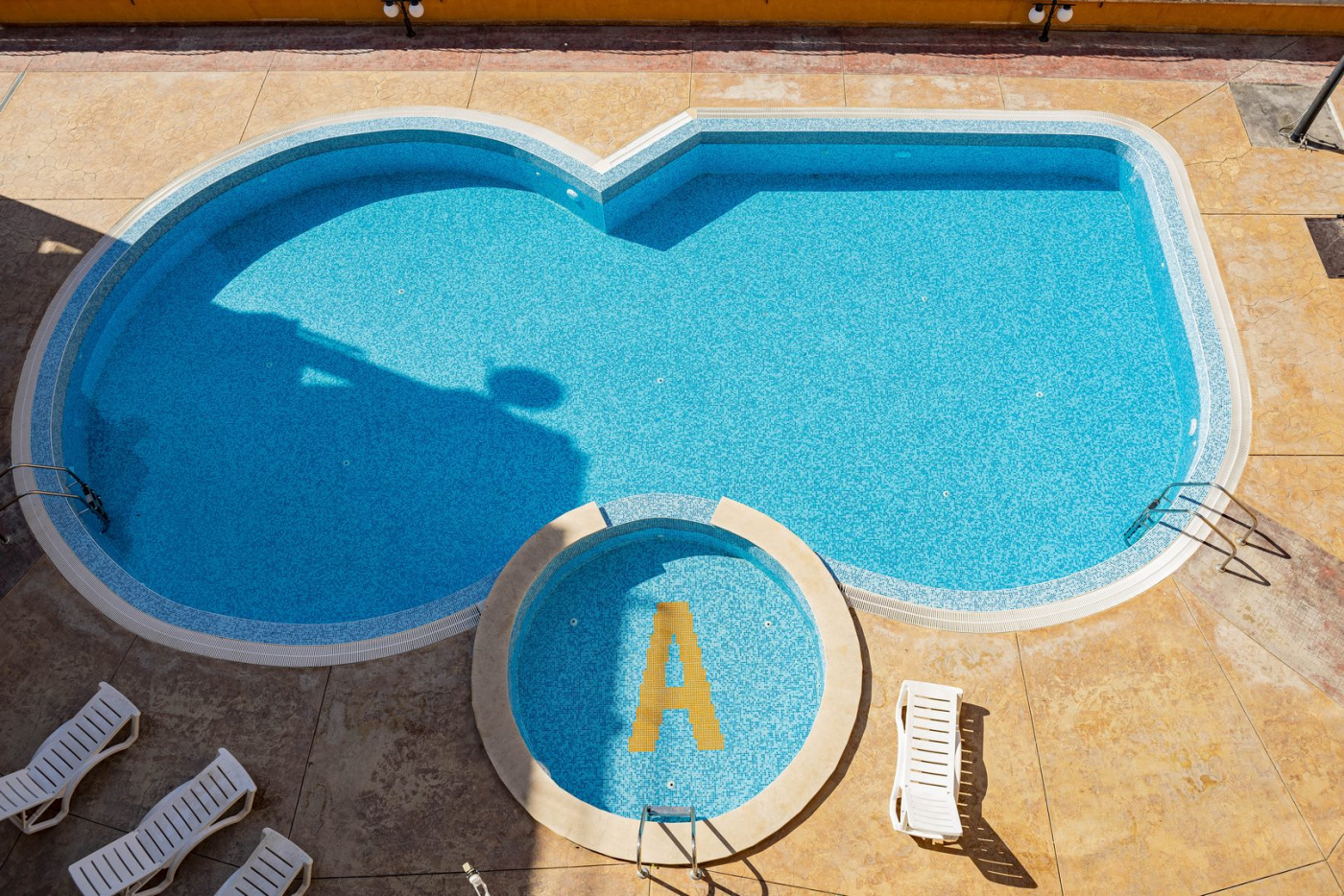 Amadeus 3 Aparthotel