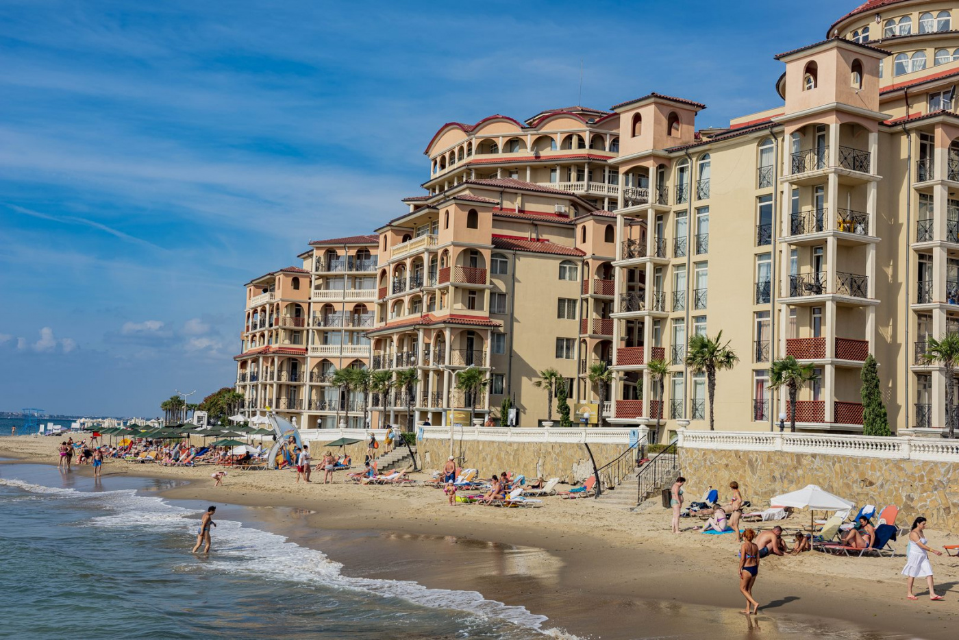 Atrium Beach Aparthotel