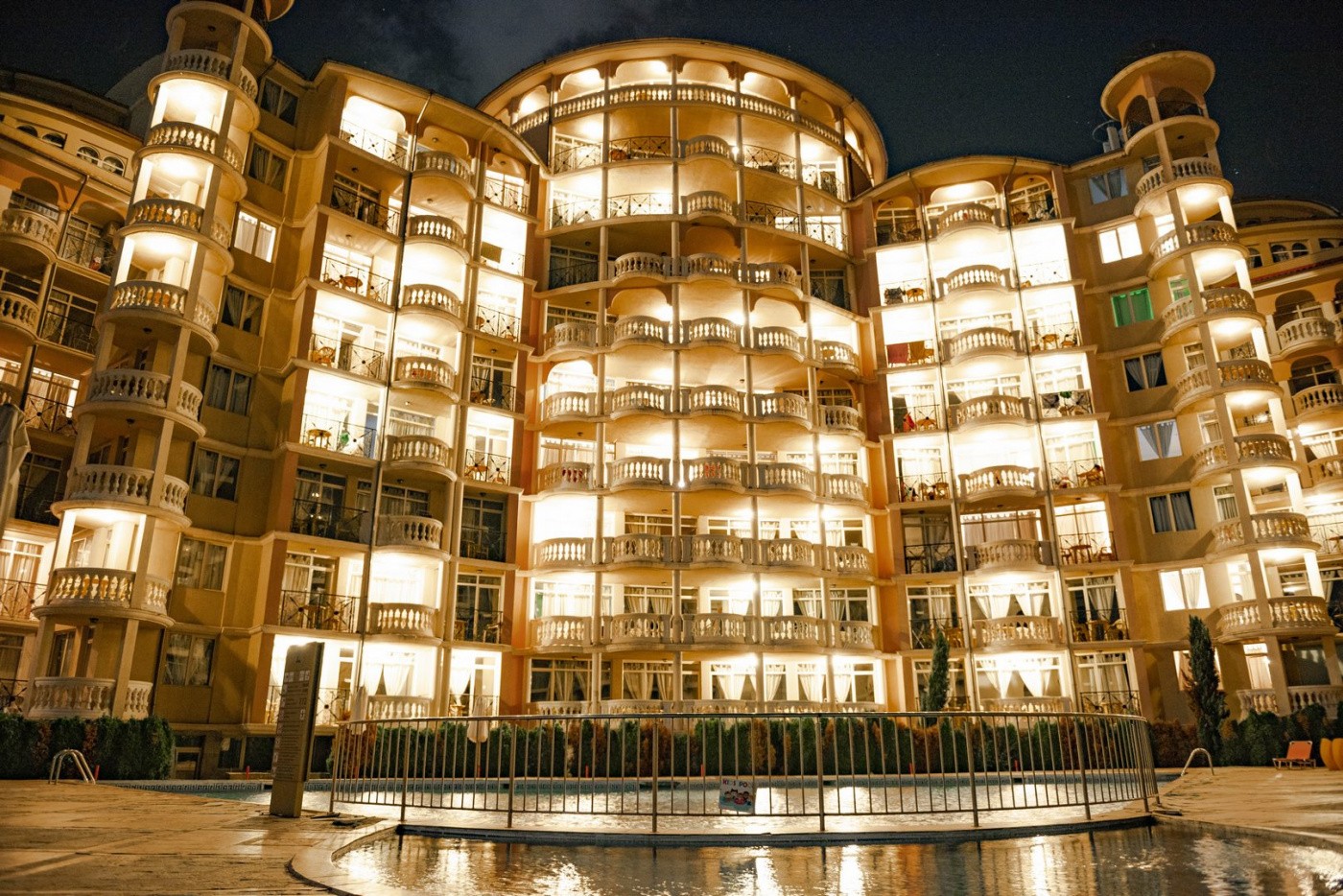 Andalucia Beach Aparthotel