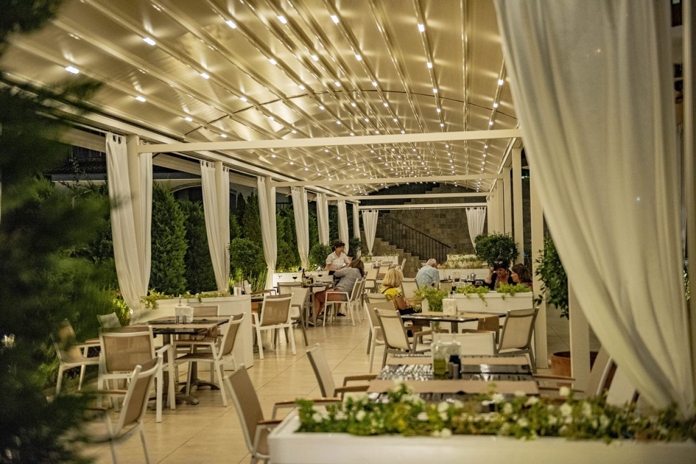 Green Life Aparthotel