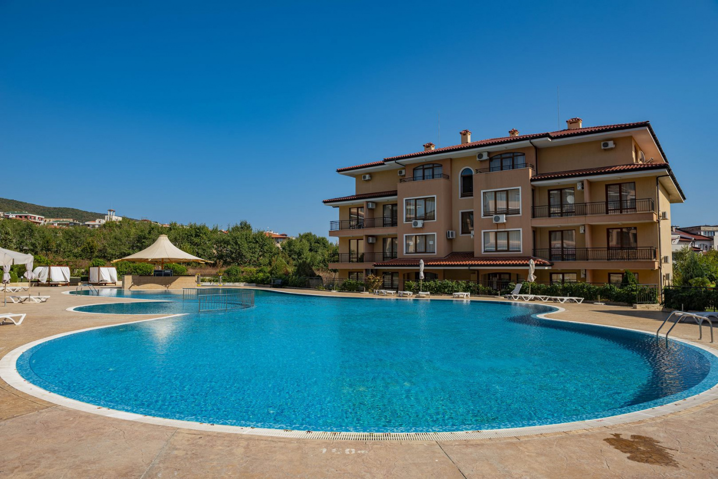 Sky Dreams Aparthotel
