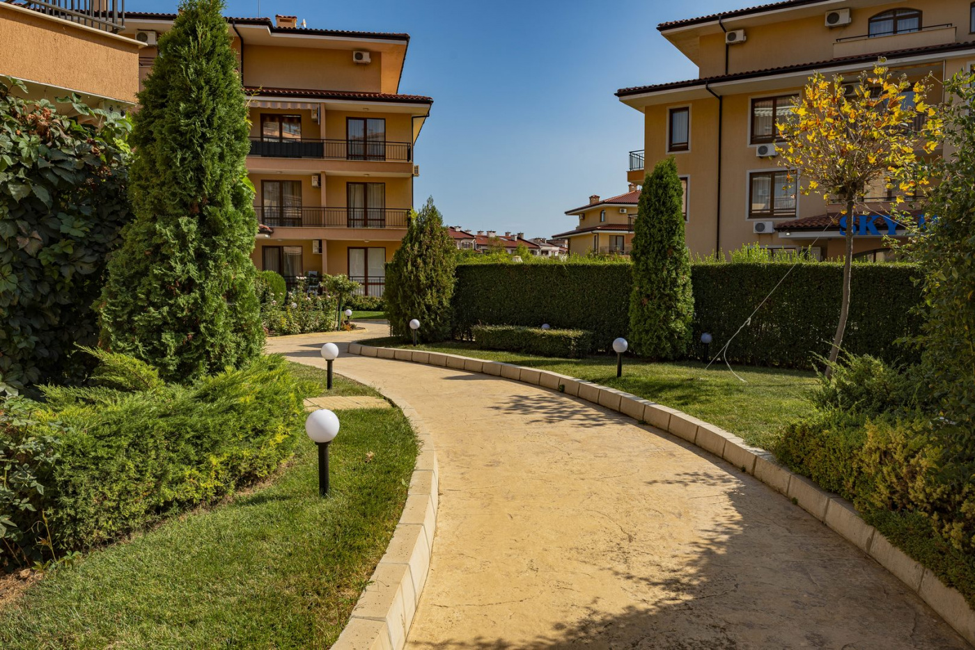 Sky Dreams Aparthotel