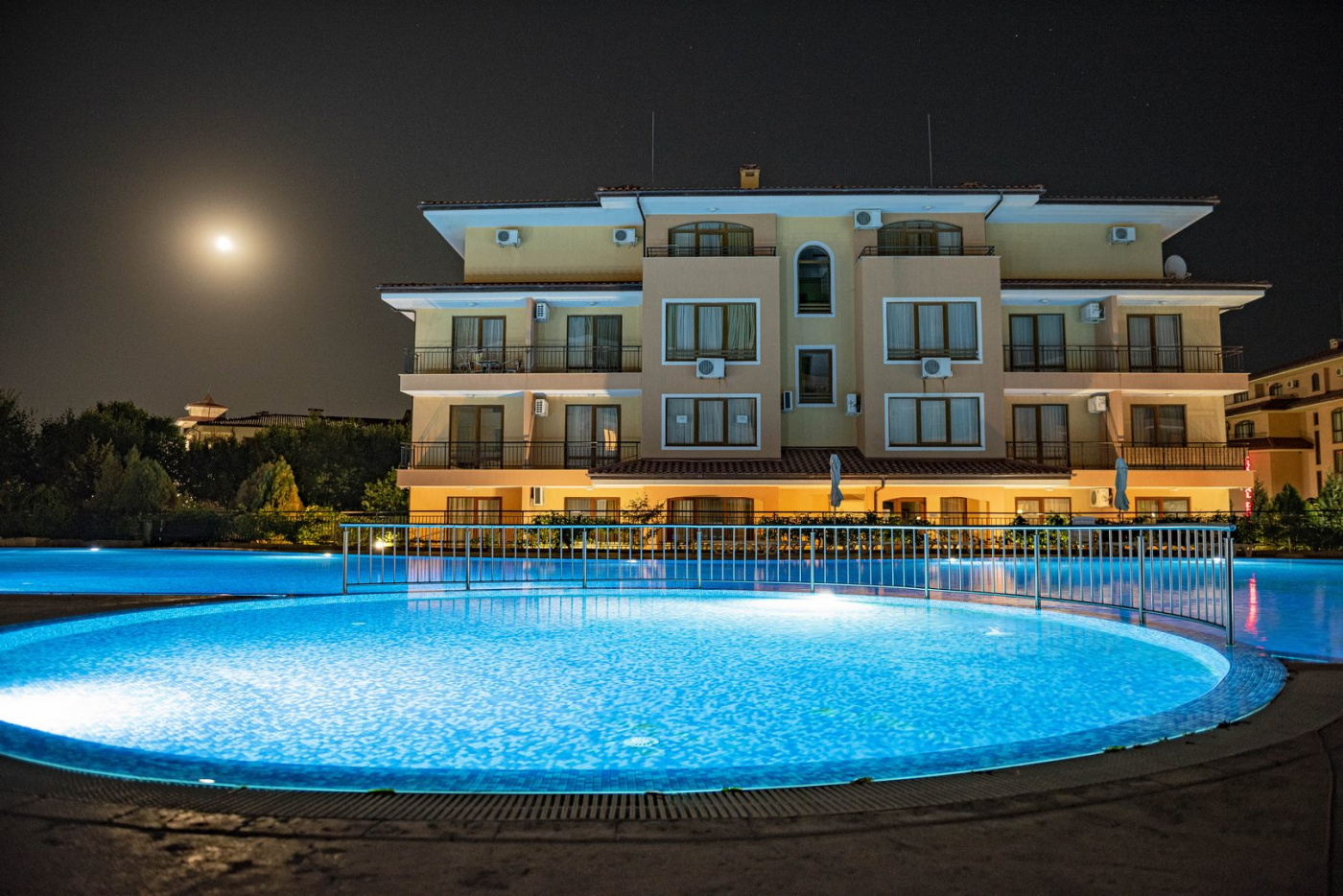 Sky Dreams Aparthotel
