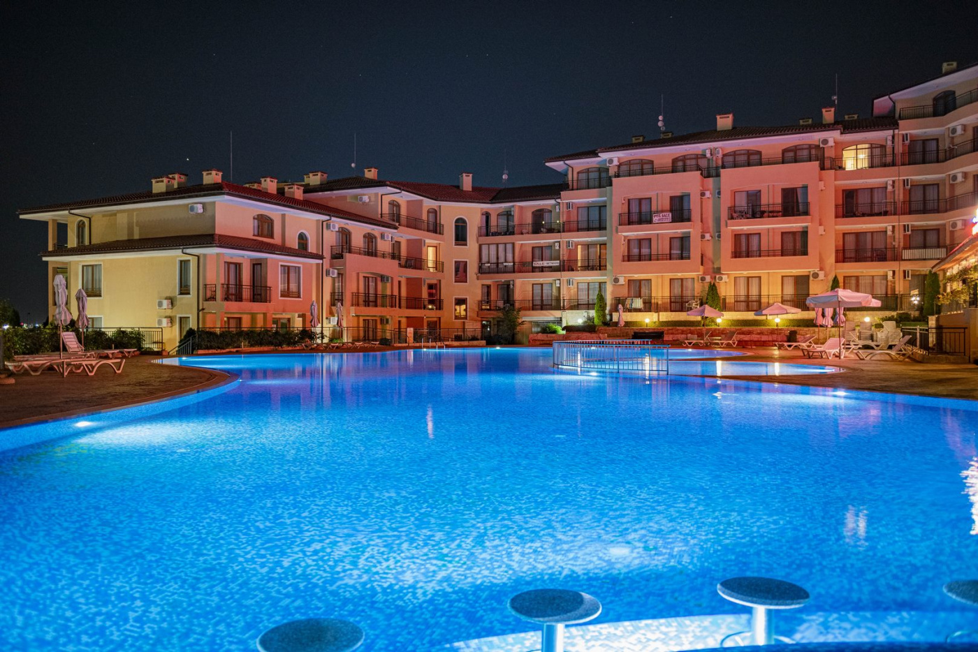 Sky Dreams Aparthotel