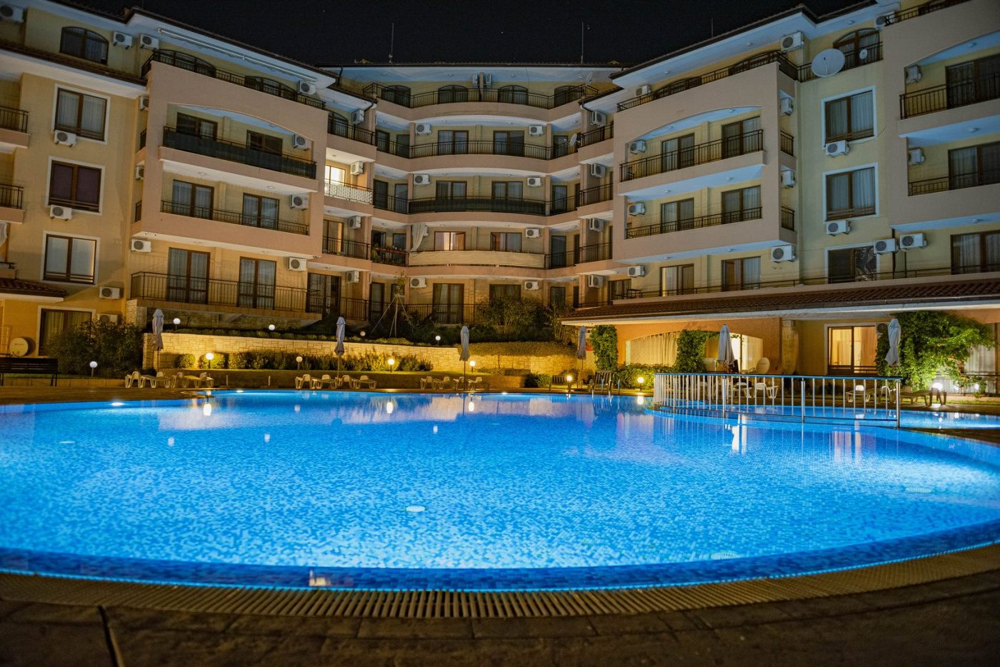 Sky Dreams Aparthotel