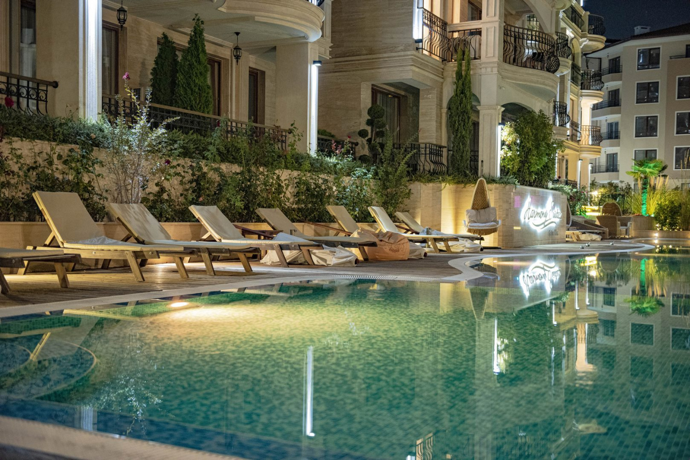 Harmony Suites X Aparthotel