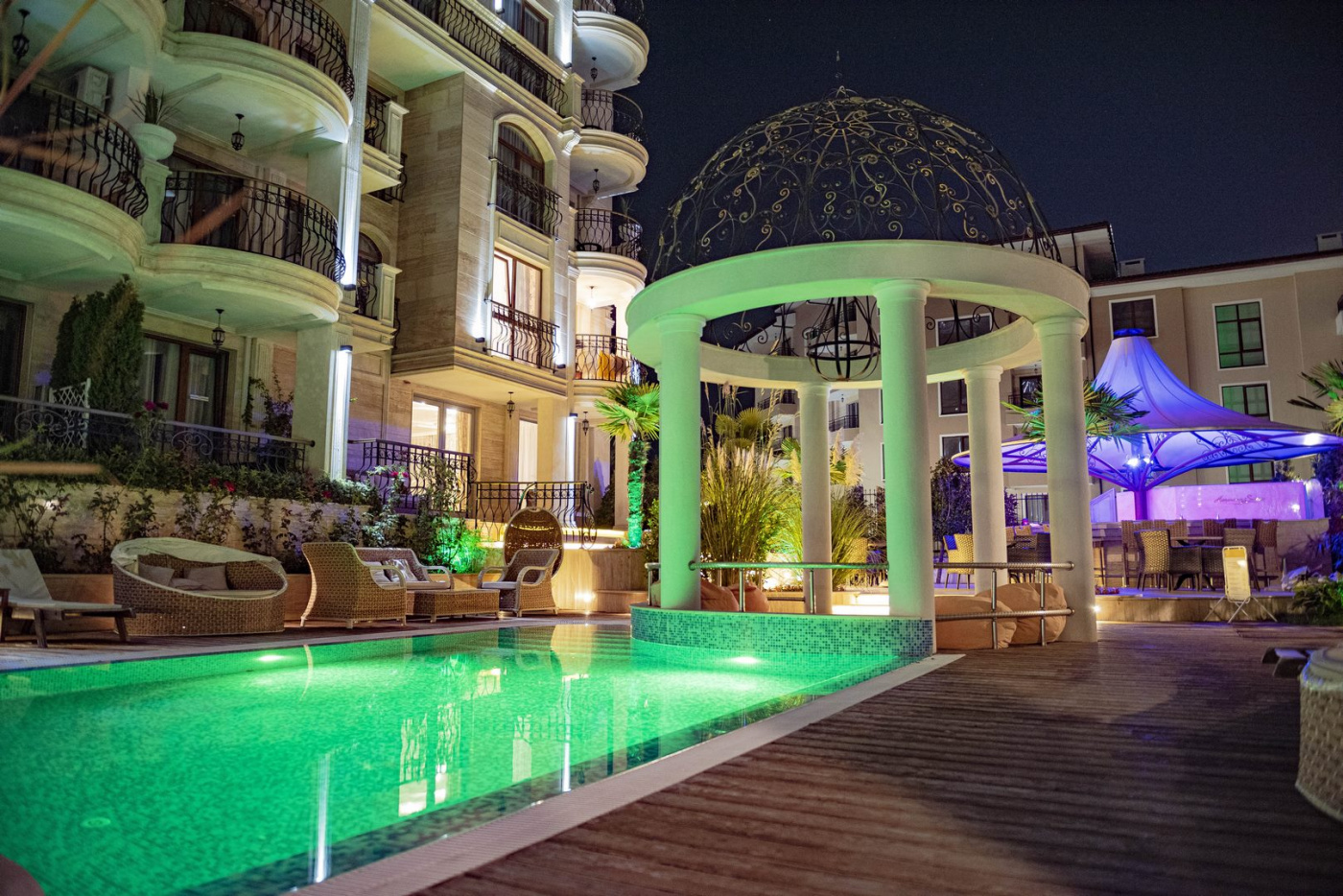 Harmony Suites X Aparthotel