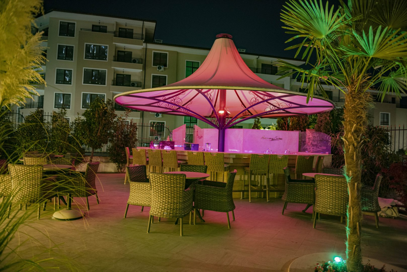 Harmony Suites X Aparthotel