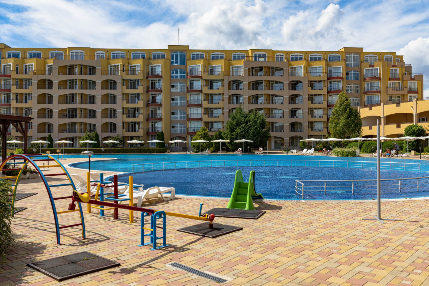 Aheloy Palace Aparthotel
