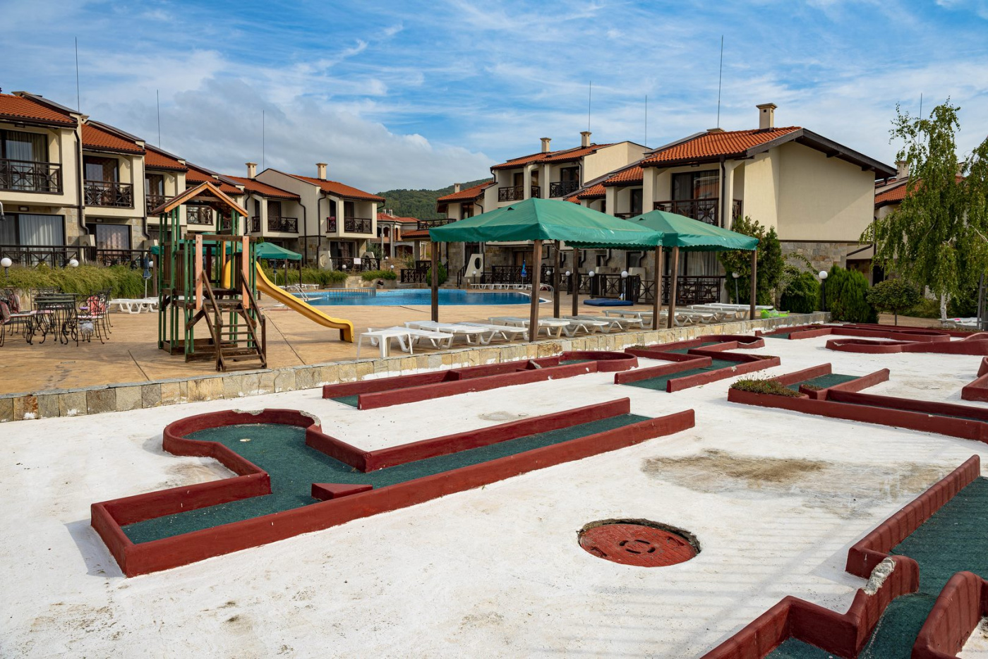 Imperial Heights Aparthotel