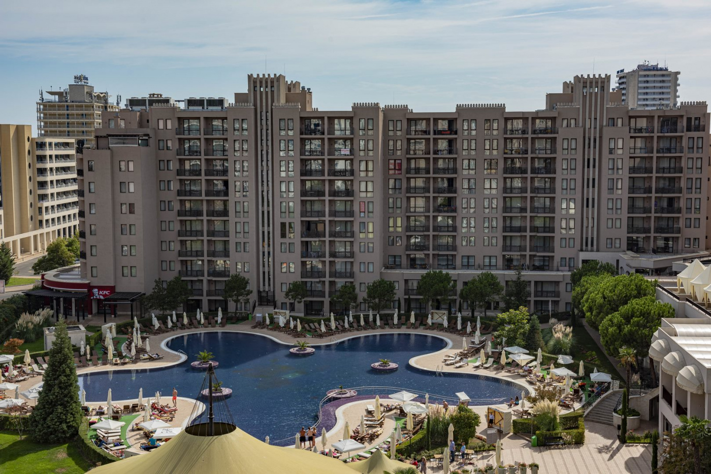 Royal Beach Aparthotel