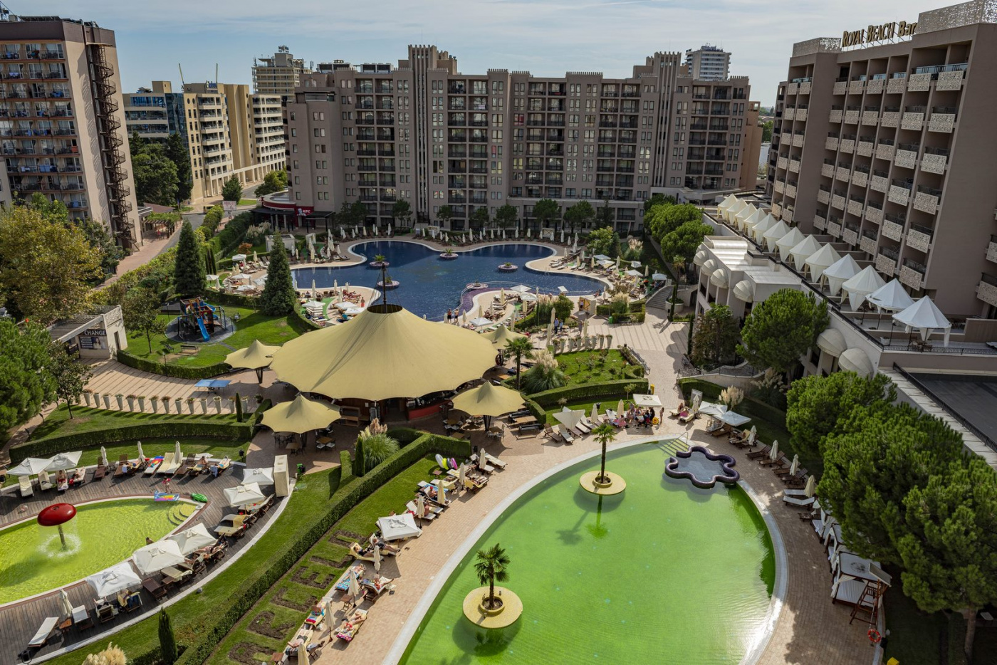Royal Beach Aparthotel