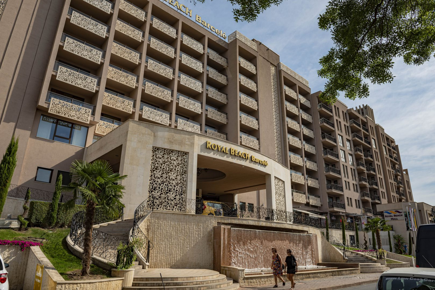 Royal Beach Aparthotel
