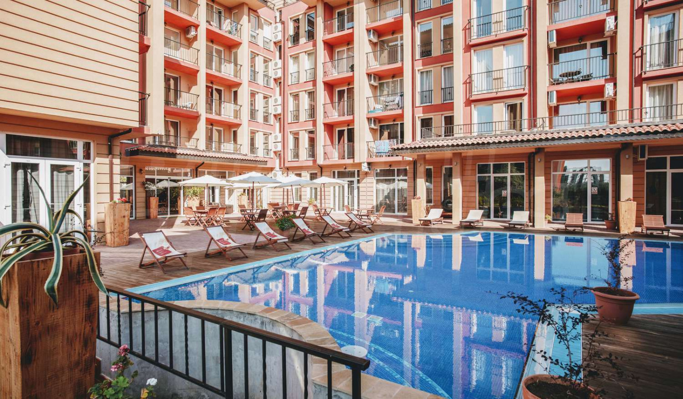 Sunny View Central Aparthotel