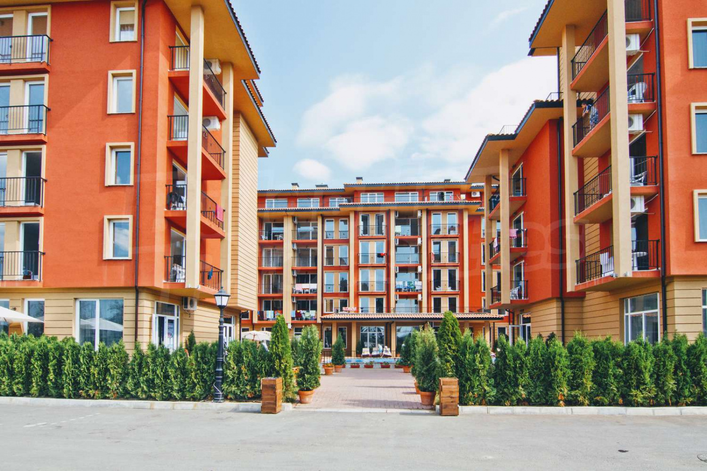 Sunny View Central Aparthotel
