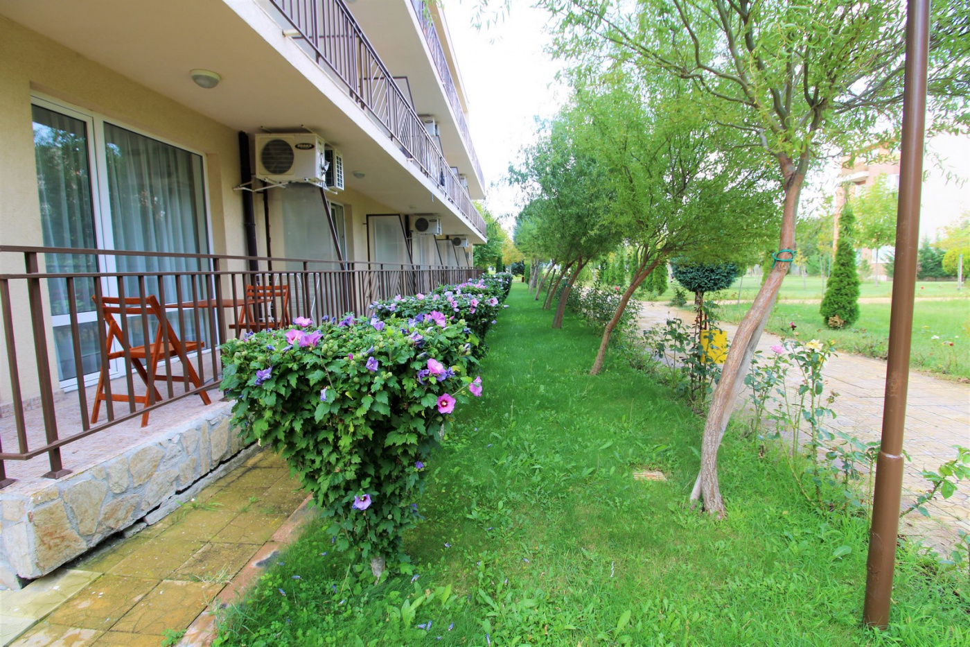 Holiday&Orchid Aparthotel