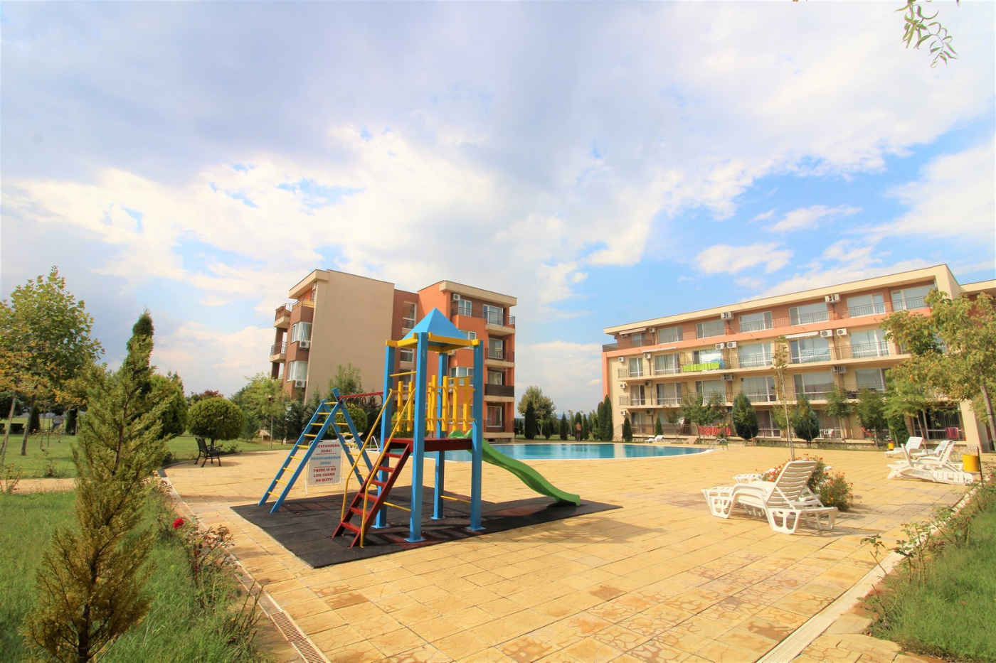 Holiday&Orchid Aparthotel