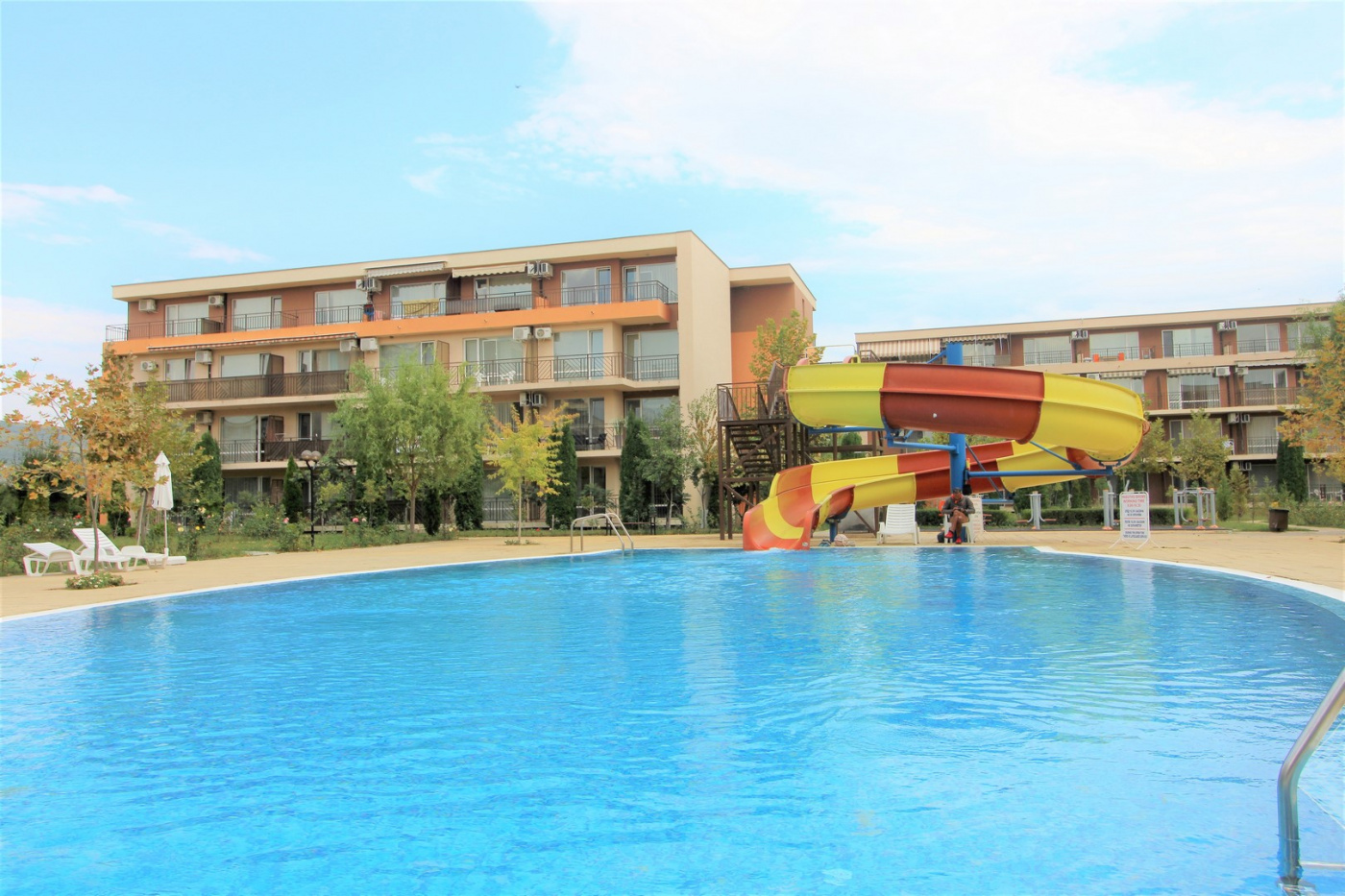 Holiday&Orchid Aparthotel