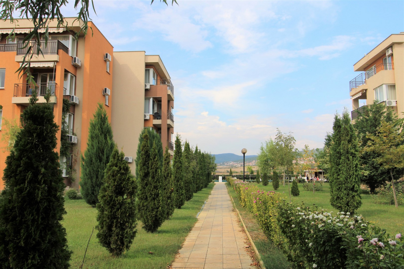 Holiday&Orchid Aparthotel