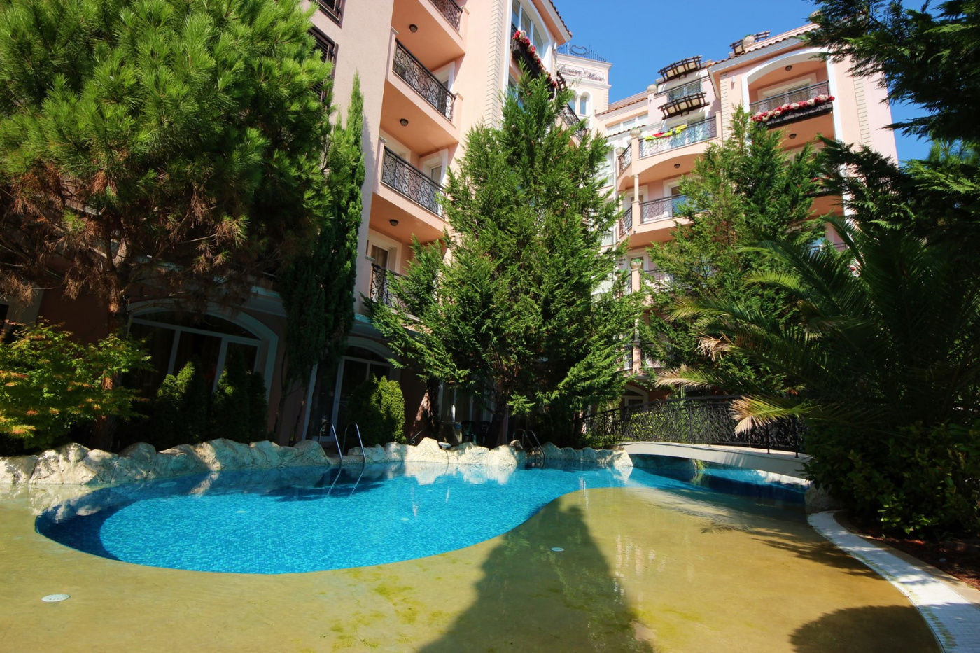 Romance Marine Aparthotel