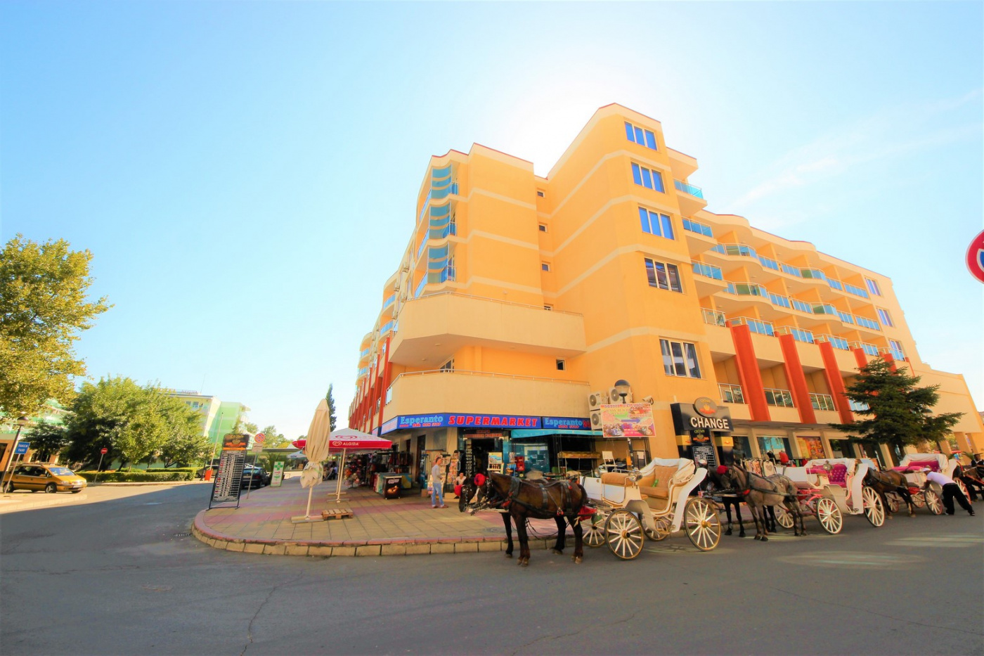 Esperanto Aparthotel
