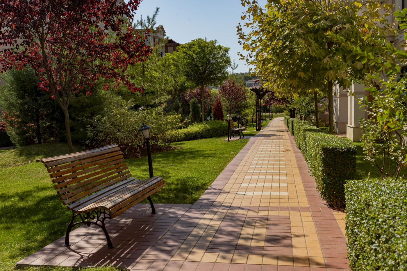Green Life Aparthotel
