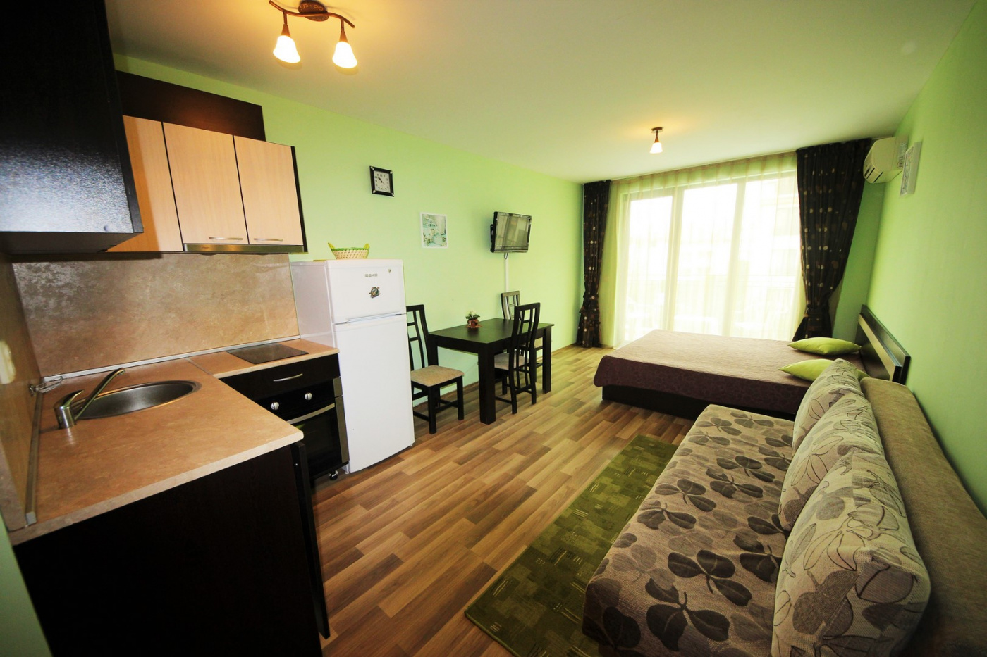 Amadeus Lux apartament B13