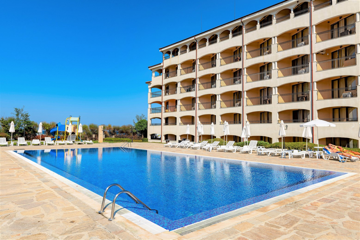 Nestinarka Beach Aparthotel