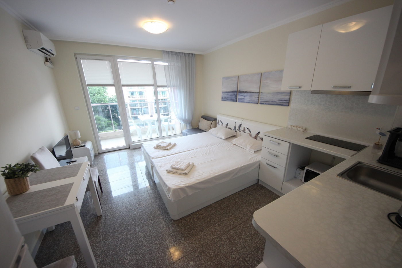Admiral Plaza apartament C33