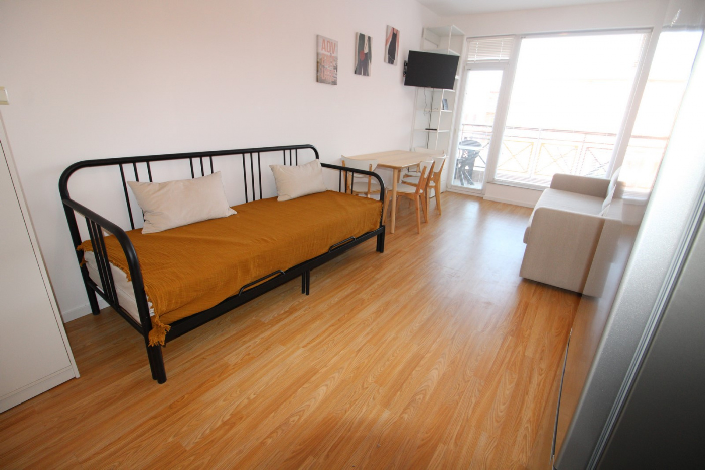 Sunny Day 6 apartament 32.20