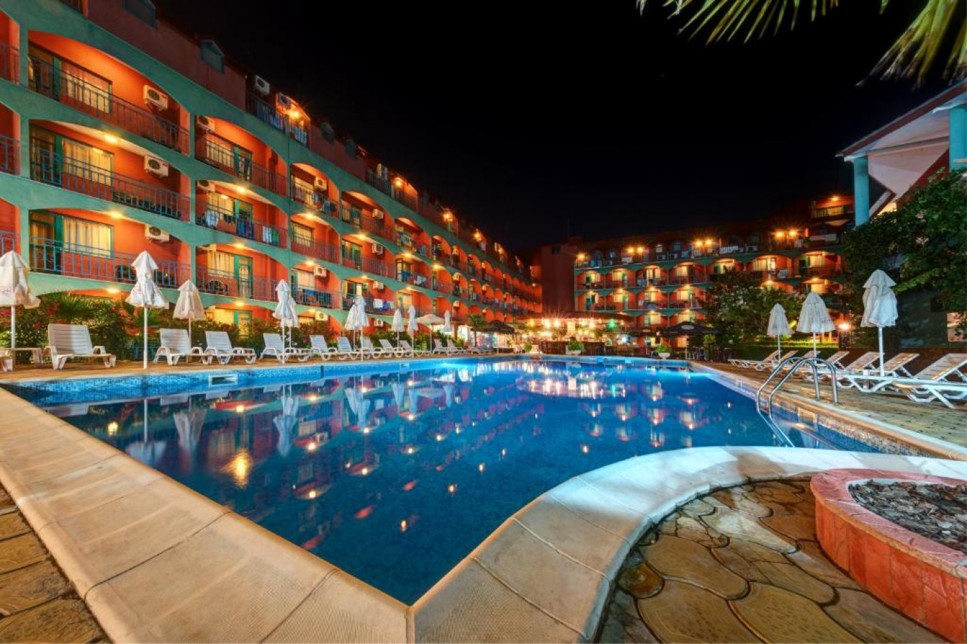 Jasmine Club Aparthotel