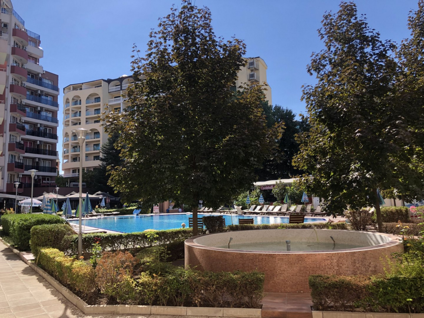 Admiral Plaza Aparthotel