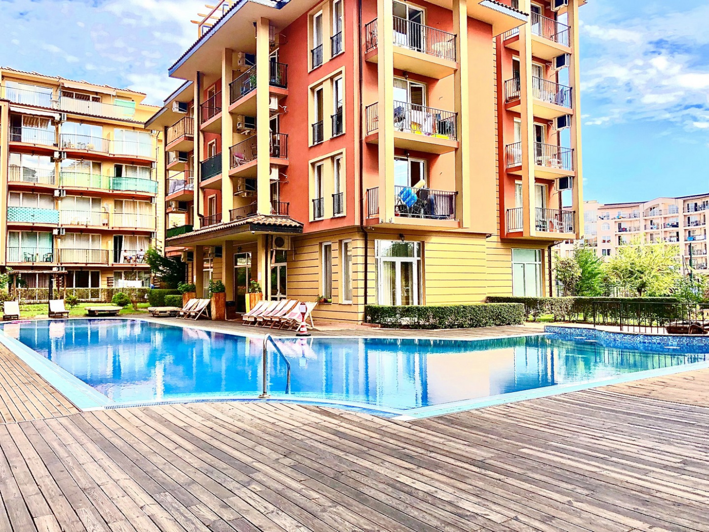 Sunny View Central Aparthotel