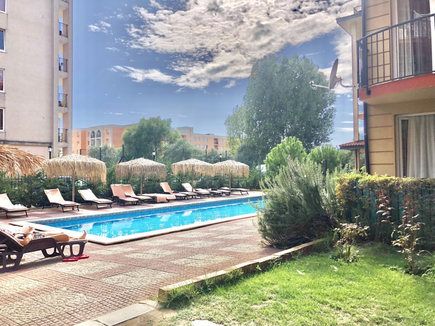 Sunny View Central Aparthotel